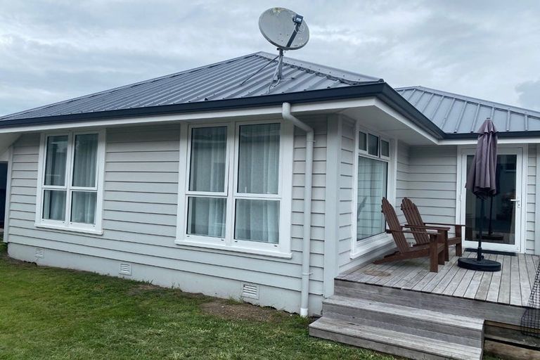 Photo of property in 107b Simpson Road, Papamoa Beach, Papamoa, 3118