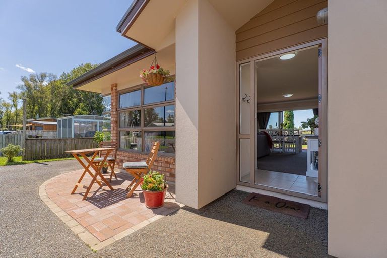 Photo of property in 48 Carina Way, Whitianga, 3510