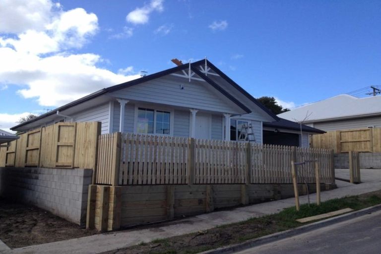 Photo of property in 4 Queens Park Crescent, Frankton, Hamilton, 3204