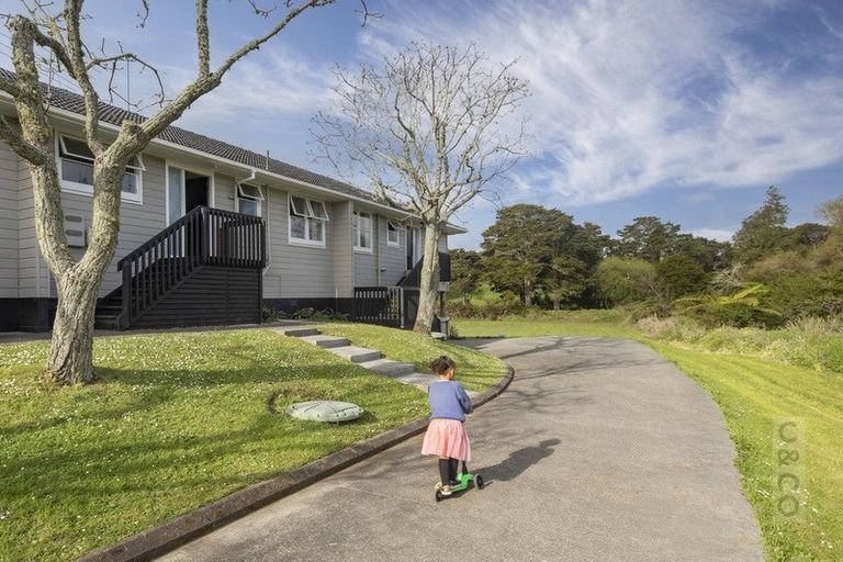 Photo of property in 4c Rheingold Place, Huapai, Kumeu, 0810