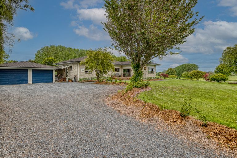 Photo of property in 18 Kia Kaha Drive, Snells Beach, 0920