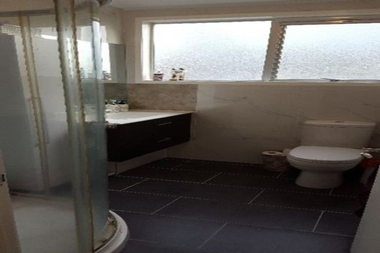 Photo of property in 6 Hobby Avenue, Birkdale, Auckland, 0626