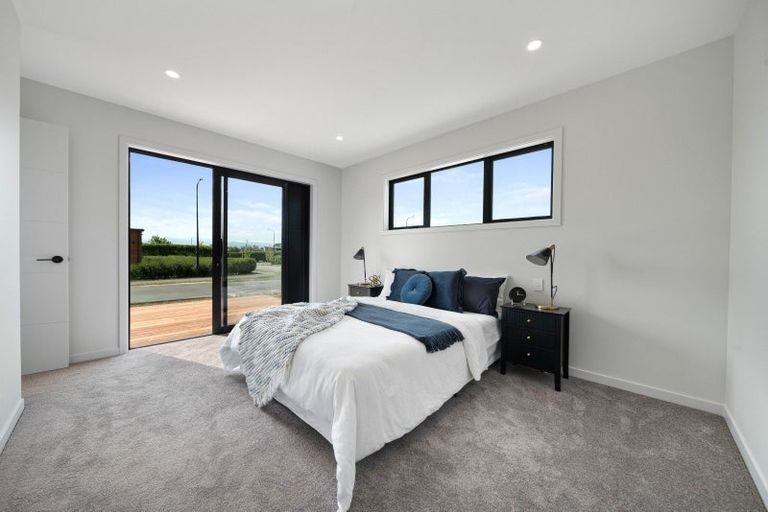 Photo of property in 1 Wilson Way, Martinborough, 5711