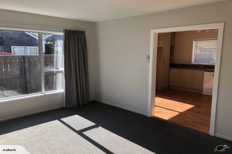 Photo of property in 1/5 Glenys Place, Broomfield, Christchurch, 8042