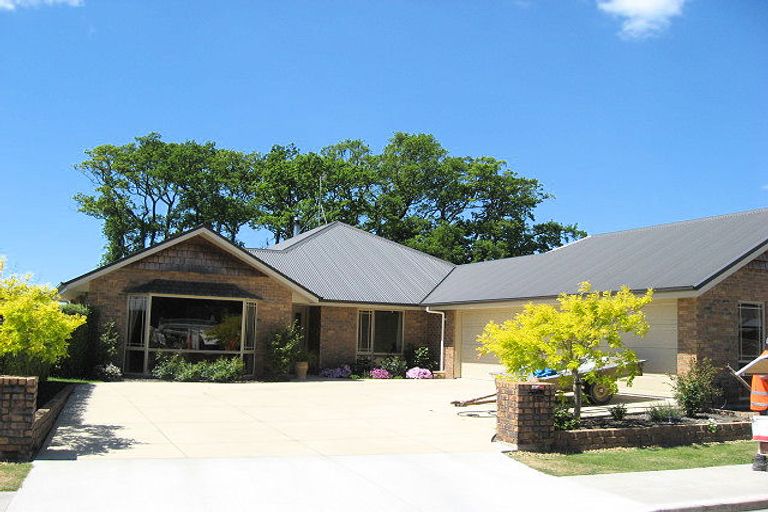 Photo of property in 16 Kaikanui Street, Kaiapoi, 7630