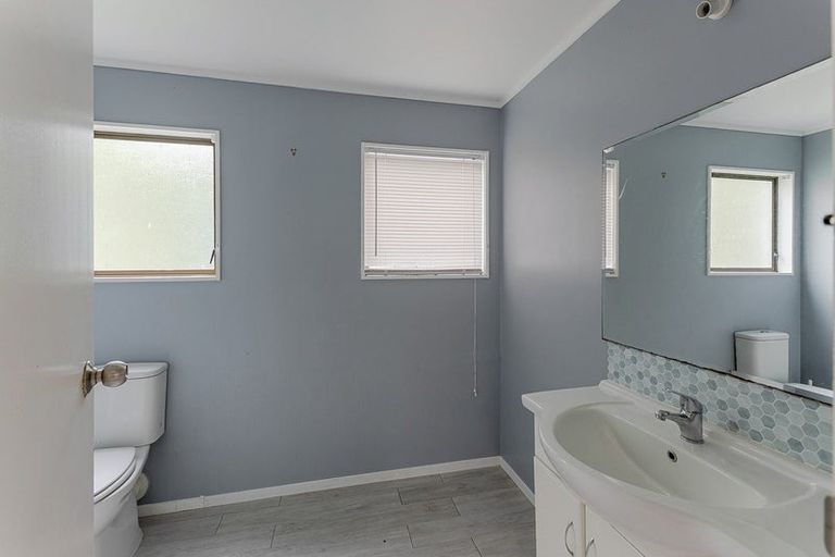 Photo of property in 10 Mamaku Street, Paraparaumu, 5032