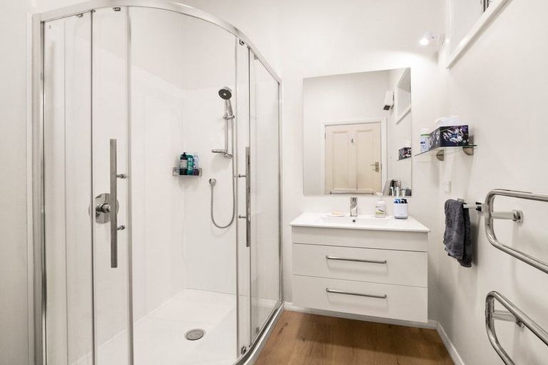 Photo of property in 108 Eglinton Road, Mornington, Dunedin, 9011