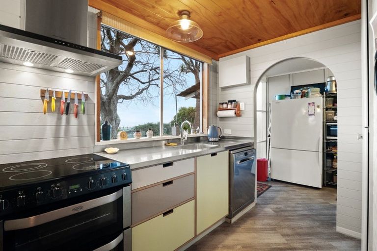 Photo of property in 41 Sheffield Street, Taieri Mouth, Brighton, 9091