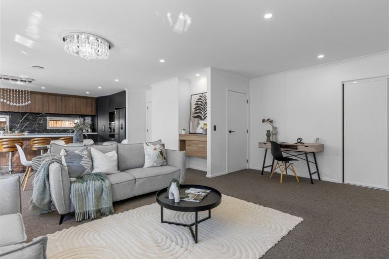 Photo of property in 21 Blue Jacket Drive, Halswell, Christchurch, 8025