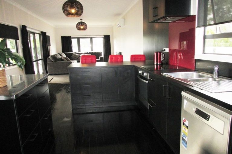 Photo of property in 1 Jellicoe Avenue, Wairoa, 4108