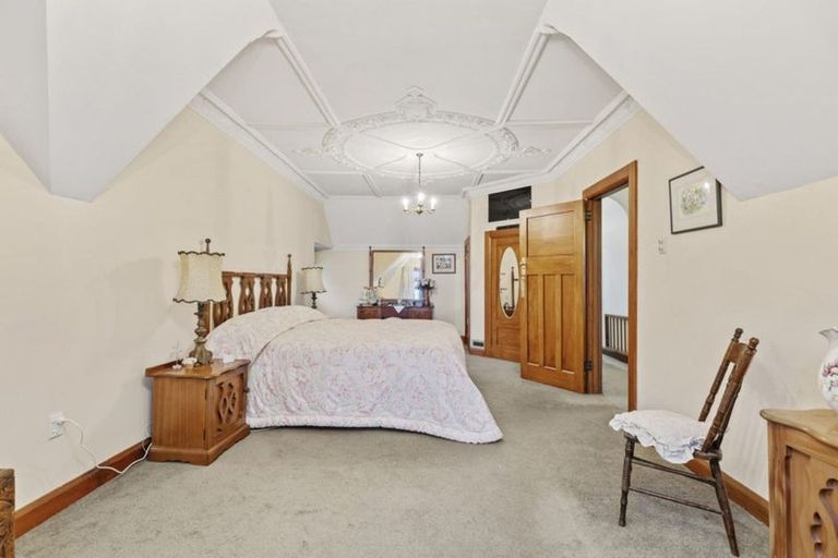 Photo of property in 209 Victoria Avenue, Hokowhitu, Palmerston North, 4410