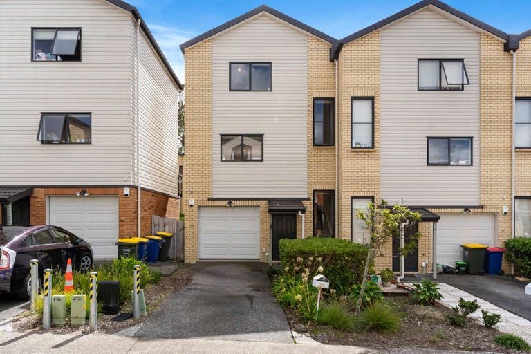 Photo of property in St Claire Village, 65/172 Mcleod Road, Te Atatu South, Auckland, 0610