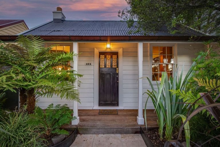 Photo of property in 404 Montreal Street, Christchurch Central, Christchurch, 8013