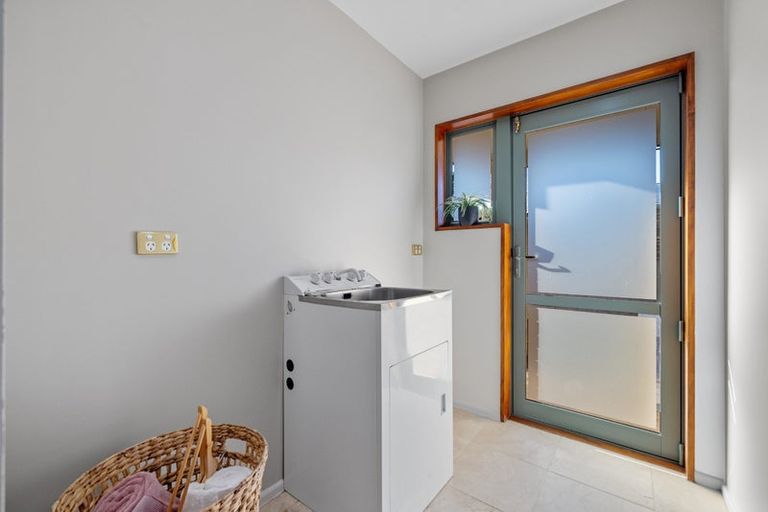 Photo of property in 128 Lake Terrace Road, Burwood, Christchurch, 8061