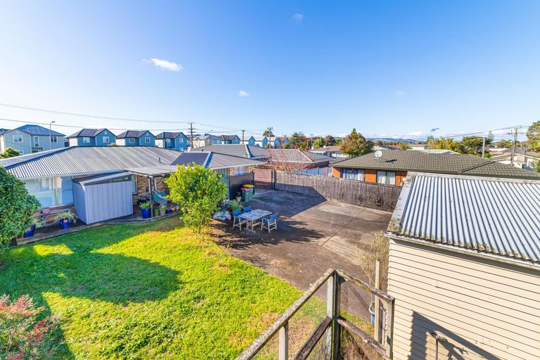 Photo of property in 80 Grove Road, Papakura, 2110