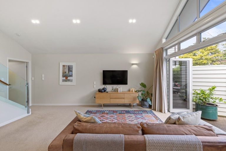 Photo of property in 24e Jellicoe Drive, Hamilton East, Hamilton, 3216