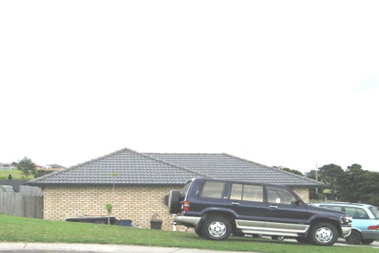 Photo of property in 53 Jadewynn Drive, Massey, Auckland, 0614