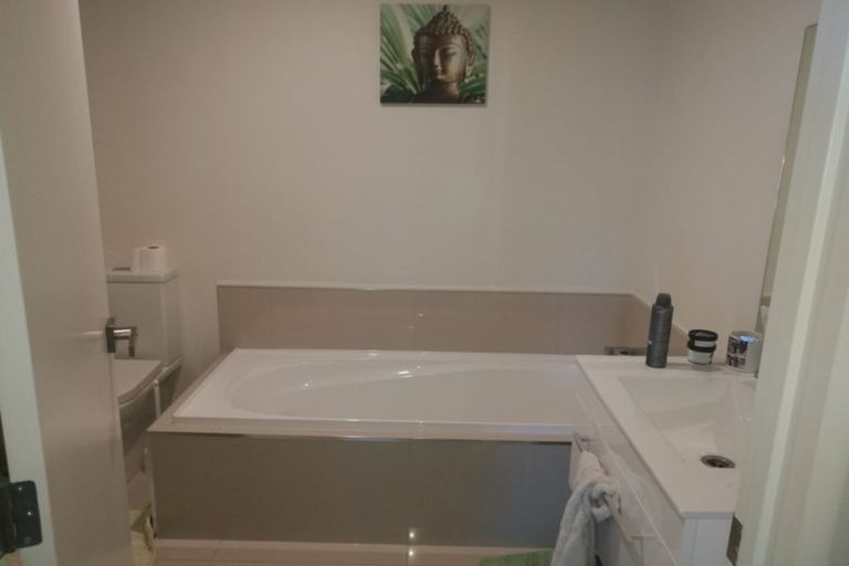 Photo of property in 72u6 Carrington Avenue, Silverdale, Hamilton, 3216