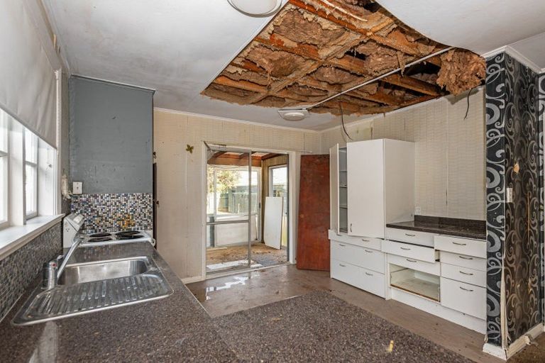 Photo of property in 10 Bristol Crescent, Roslyn, Palmerston North, 4414