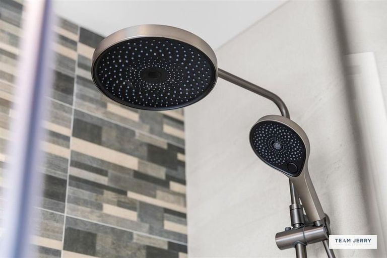 Photo of property in 339b Bucklands Beach Road, Bucklands Beach, Auckland, 2012