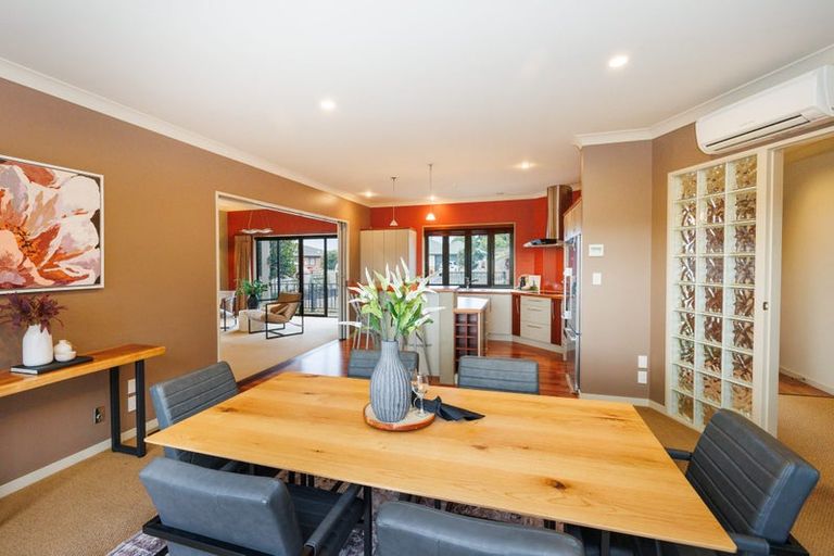 Photo of property in 37 Abby Road, Fitzherbert, Palmerston North, 4410