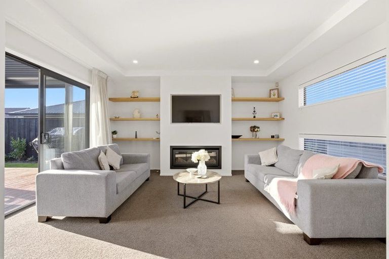 Photo of property in 5 Tulett Park Drive, Casebrook, Christchurch, 8051