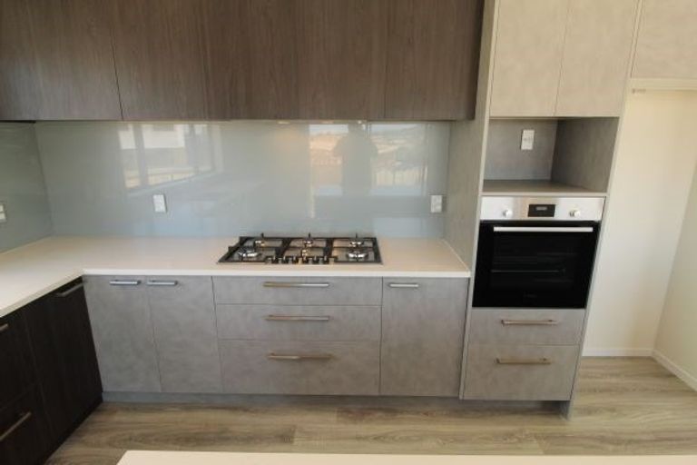 Photo of property in 79 Maka Terrace, Orewa, 0931