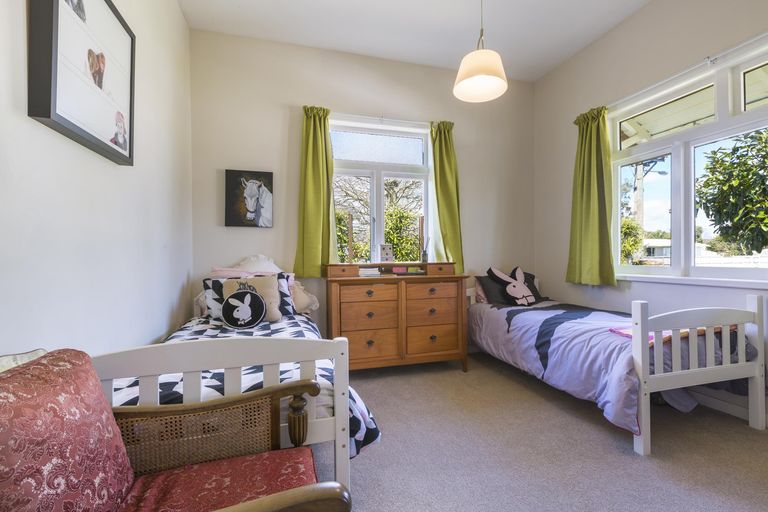 Photo of property in 12 Gibson Road, Tuakau, 2121