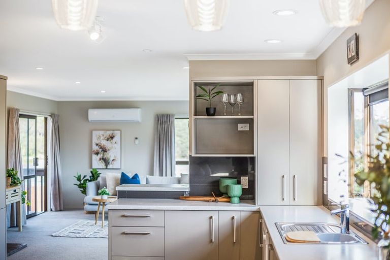 Photo of property in 29 Observatory Close, Whitby, Porirua, 5024