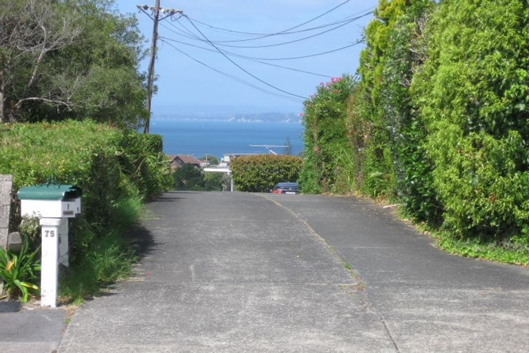 Photo of property in 3/75a Aberdeen Road, Castor Bay, Auckland, 0620