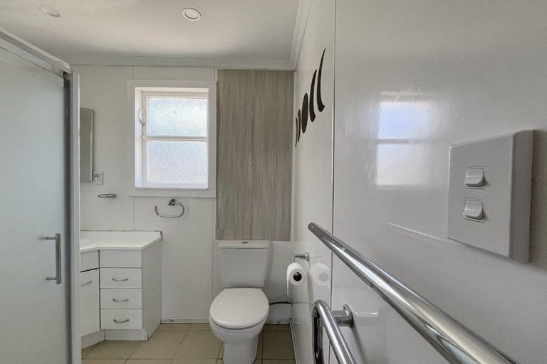 Photo of property in 28 Church Street, Awapuni, Palmerston North, 4412