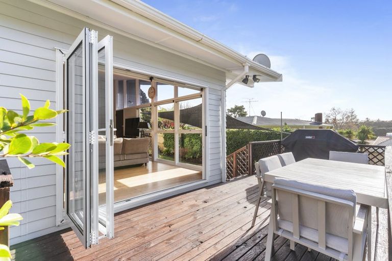 Photo of property in 62 Eskdale Road, Birkdale, Auckland, 0626