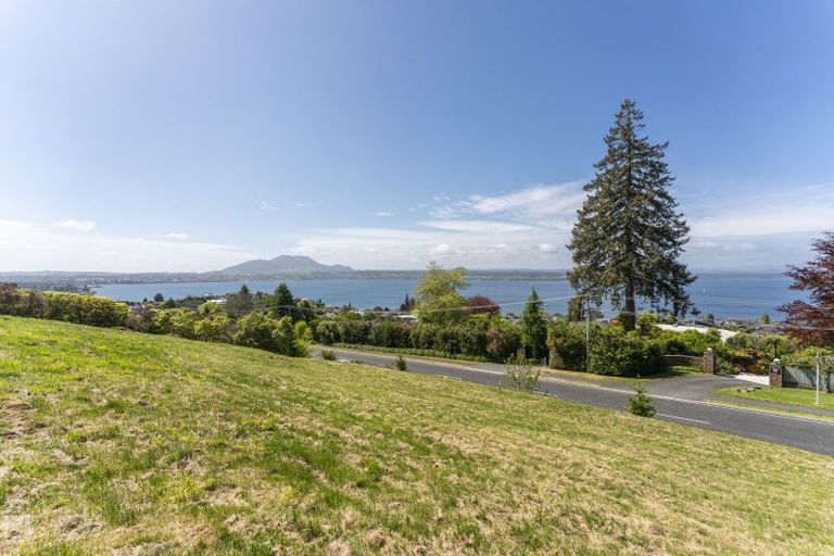 Photo of property in 58 Mapara Road, Acacia Bay, Taupo, 3385