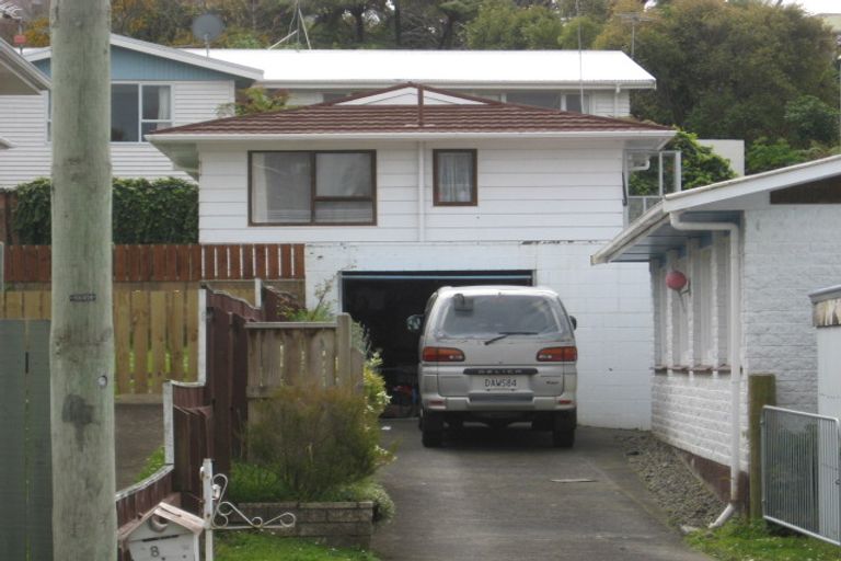 Photo of property in 8a Kenmore Street, Westown, New Plymouth, 4310