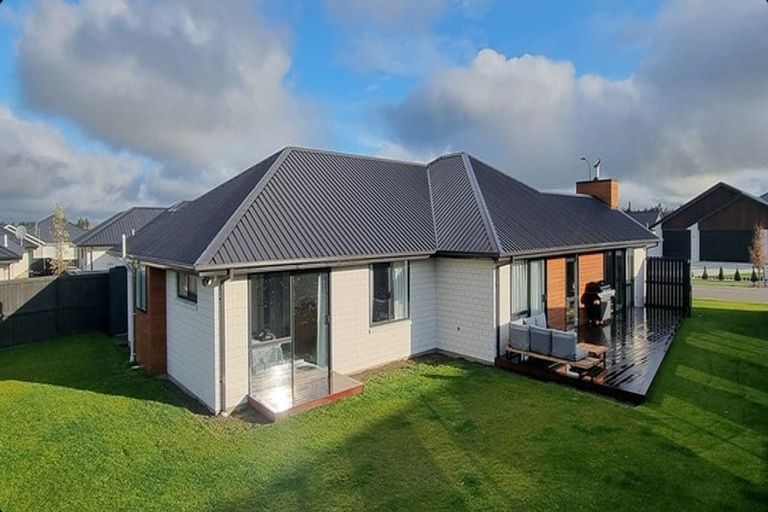 Photo of property in 4 Nestling Place, Rolleston, 7615