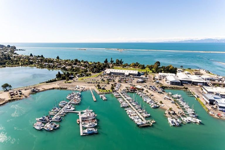 Photo of property in 10 Memorial Drive, Motueka, 7120
