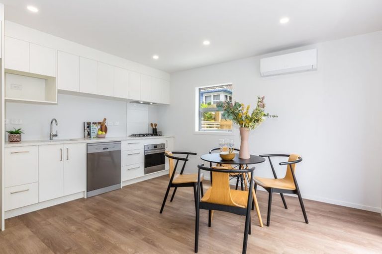 Photo of property in 12 Mana Avenue, Titahi Bay, Porirua, 5022