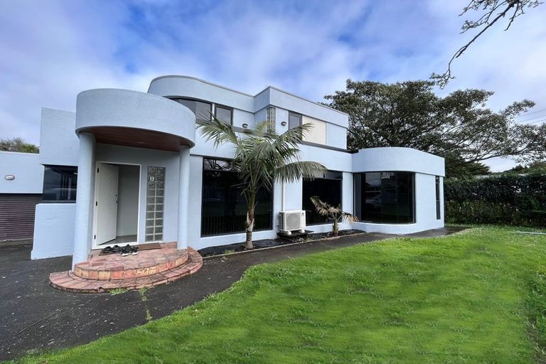 Photo of property in 19 Claude Road, Hillpark, Auckland, 2102