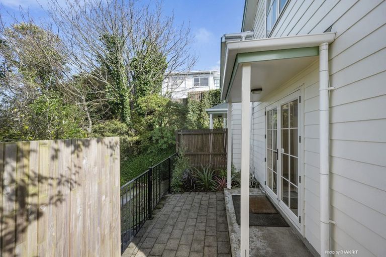 Photo of property in 9f2 Braemar Terrace, Johnsonville, Wellington, 6037