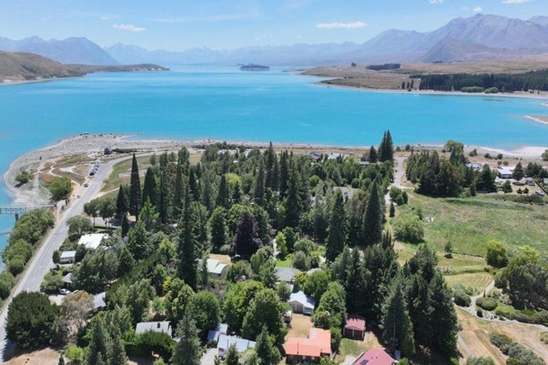 Photo of property in 12- 16 Sealy Street, Lake Tekapo, 7999