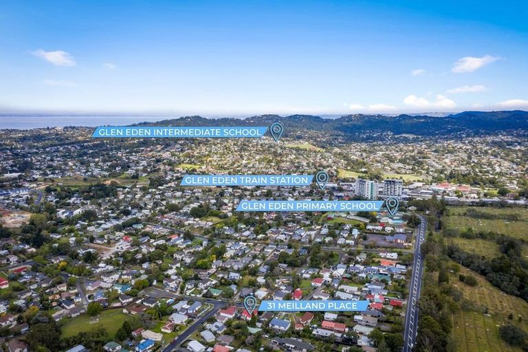 Photo of property in 31 Meilland Place, Glen Eden, Auckland, 0602