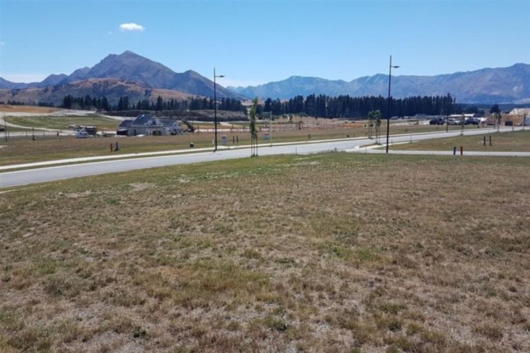 Photo of property in 59 Mount Nicholas Avenue, Wanaka, 9305