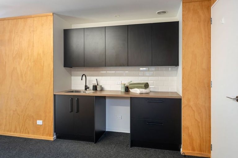 Photo of property in 9 Kaiwaru Place, Waikanae, 5036