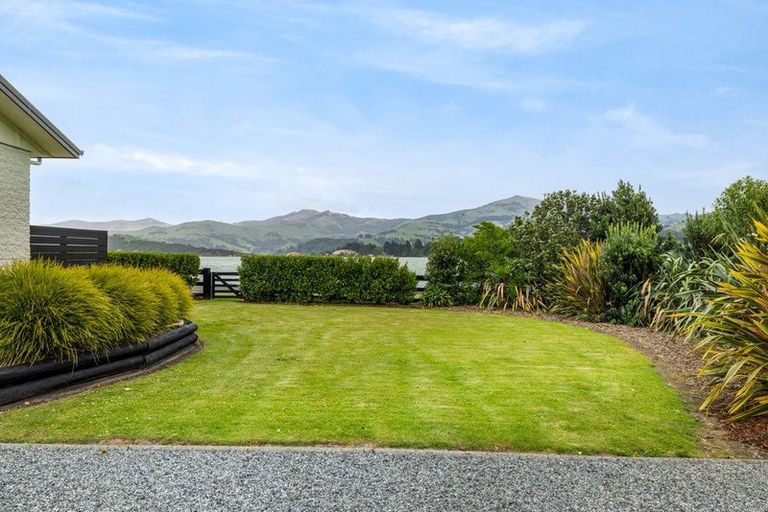 Photo of property in 2 Haywards Lane, Duvauchelle, 7581