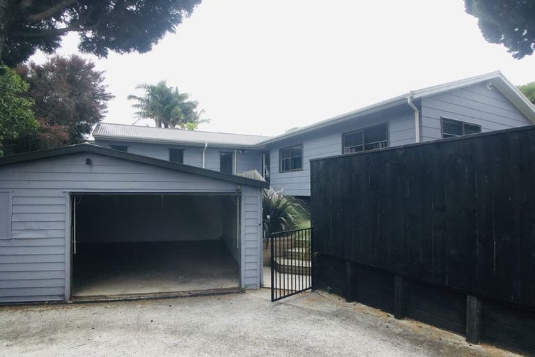 Photo of property in 30 Reeves Road, Pakuranga, Auckland, 2010