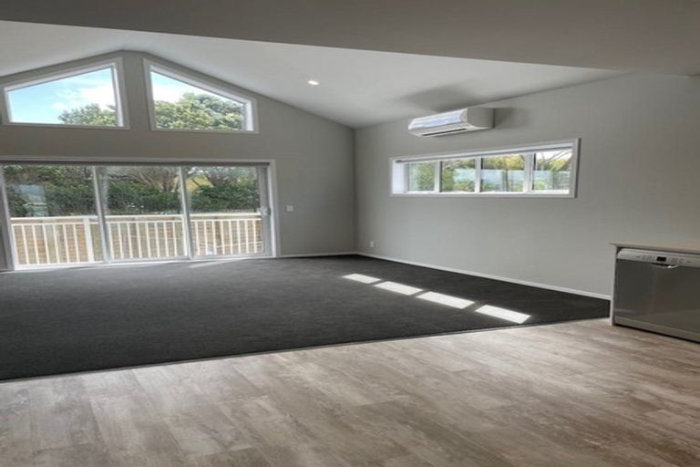 Photo of property in 16 Kopua Place, Whitby, Porirua, 5024