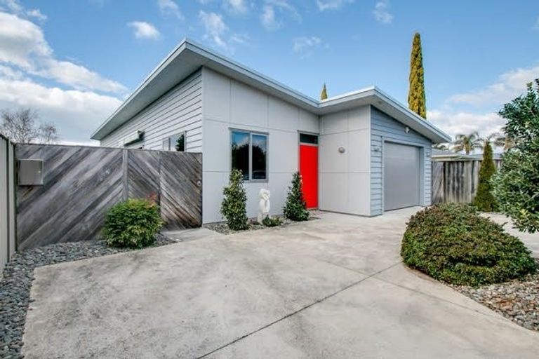Photo of property in 37 Pembroke Street, Taradale, Napier, 4112