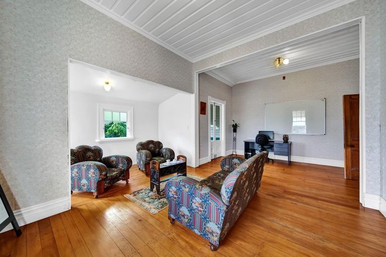 Photo of property in 6 Princes Street, Hawera, 4610