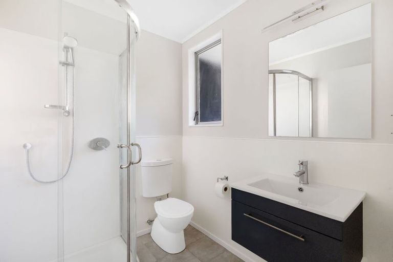 Photo of property in 9 Ambury Place, Merrilands, New Plymouth, 4312