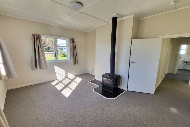 Photo of property in 129 Derby Street, Westport, 7825